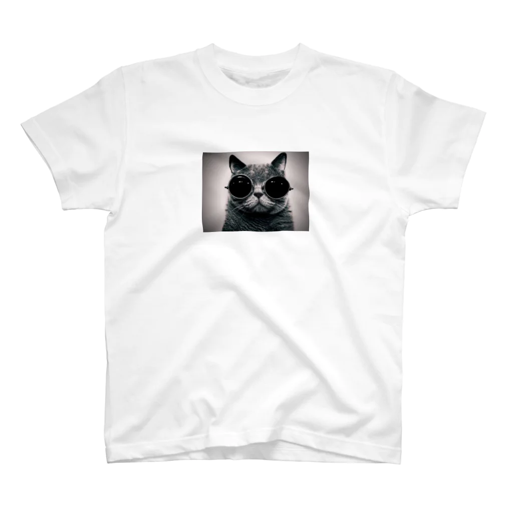 tagoのイケてるネコちゃん Regular Fit T-Shirt