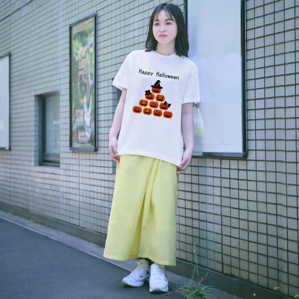 Reve de Roseの【ハロウィン】 カボチャ★ピラミッド Regular Fit T-Shirt