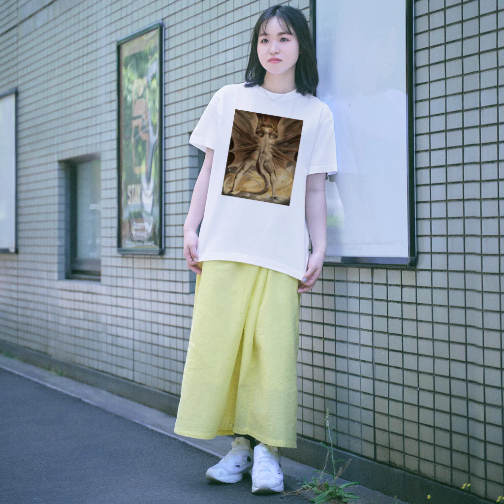 世界美術商店の巨大な赤い龍と太陽を着た女 / Great Red Dragon and the Woman Clothed with the Sun Regular Fit T-Shirt