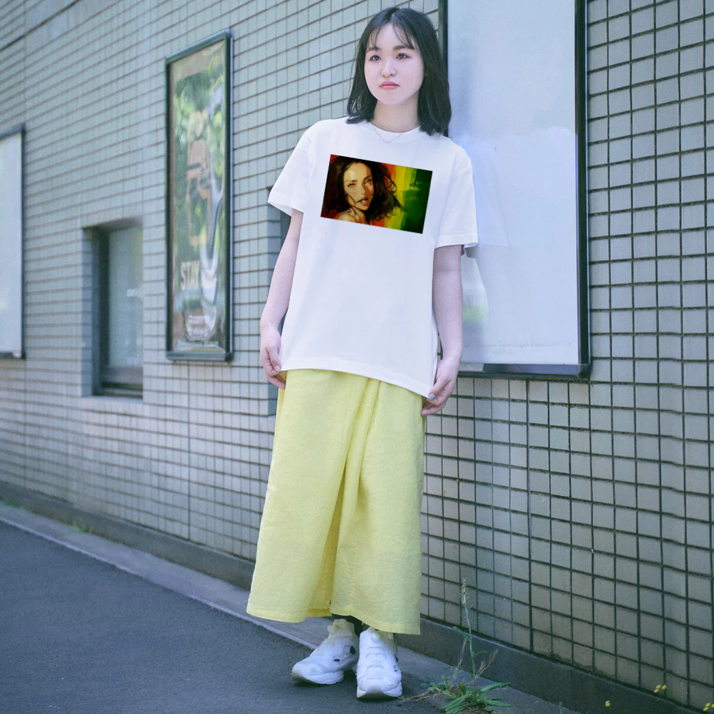 ボンブ映像社のレゲェ女子 Regular Fit T-Shirt