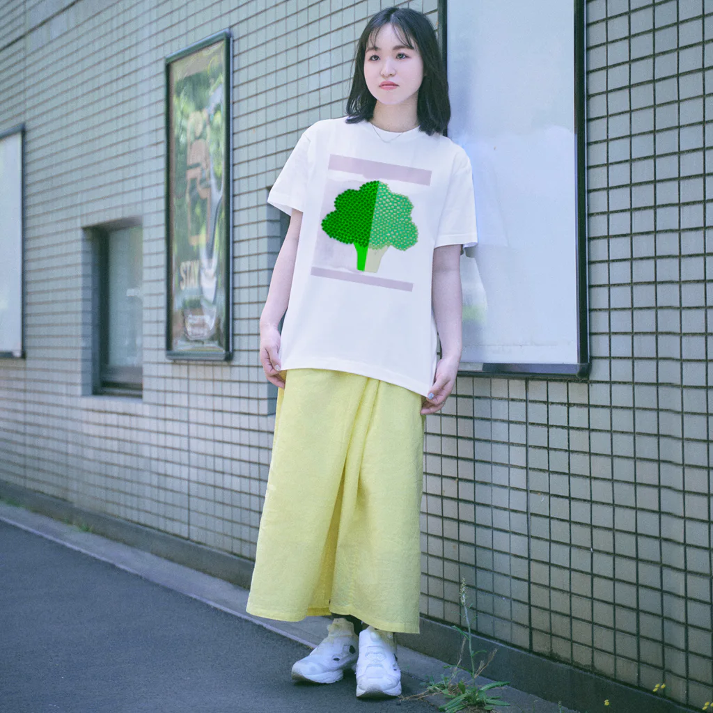 みつ公式ショップの【ブロカリ】 Regular Fit T-Shirt