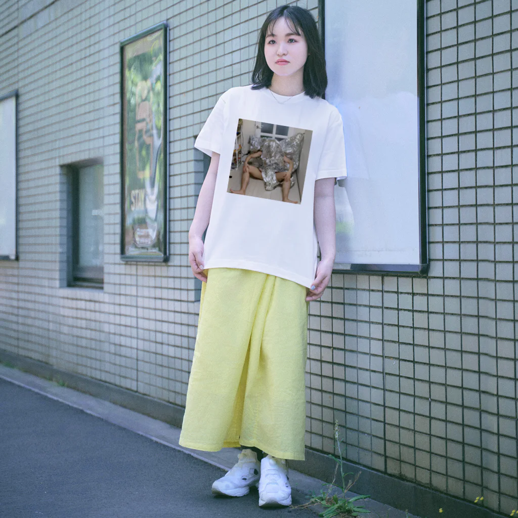 ARuFaの公式グッズ屋さんの愚かな人間 Regular Fit T-Shirt