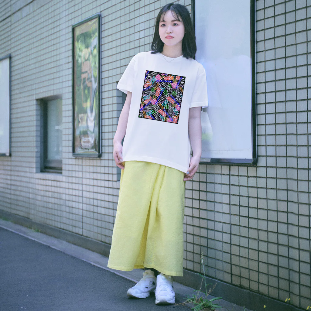 ダレデモファンタジスタ【サヨナラファンタジスタ公式グッズサイト】のメッセージ性深そうなTシャツ Regular Fit T-Shirt