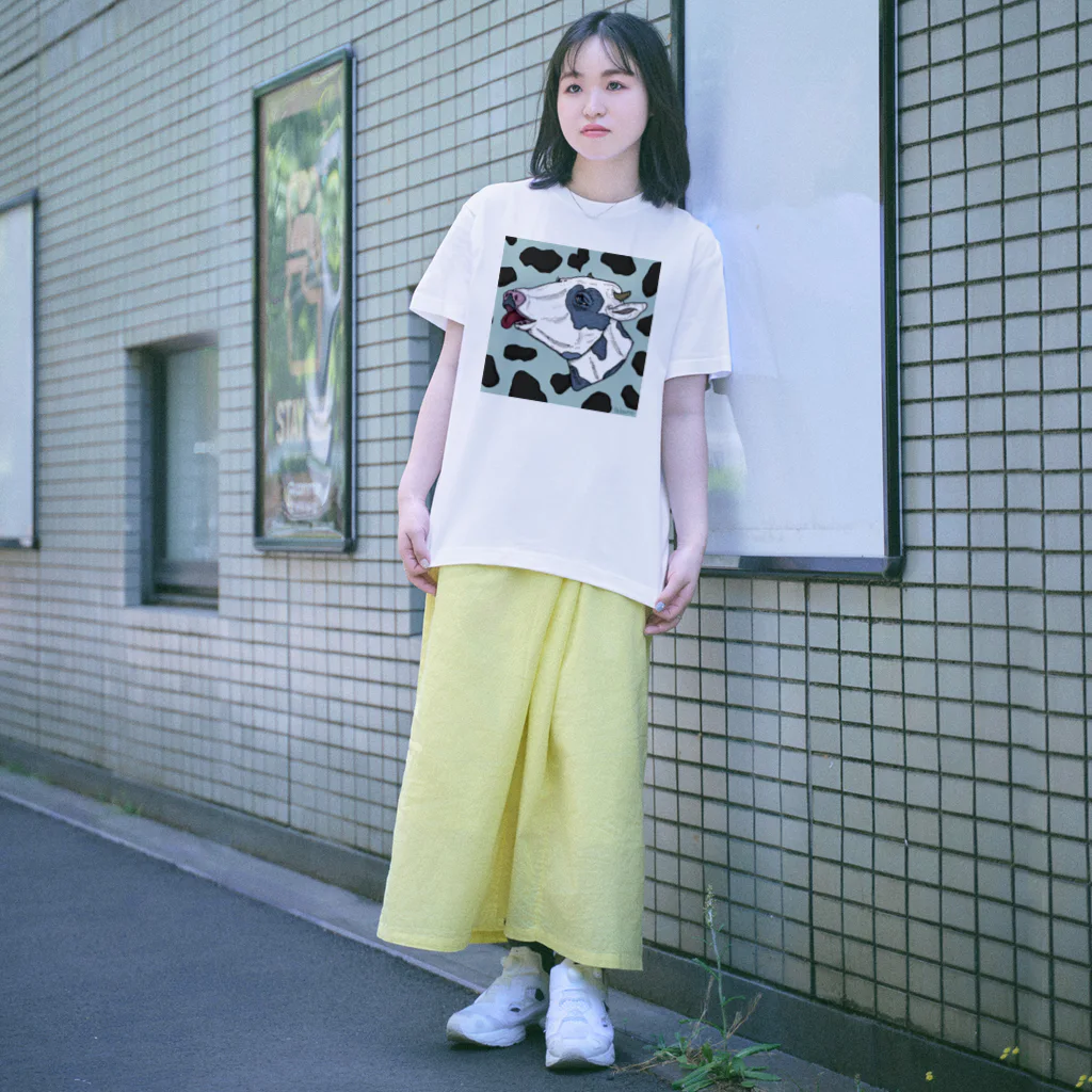 寿てくのの夢の世界のカラフルモーモー Regular Fit T-Shirt