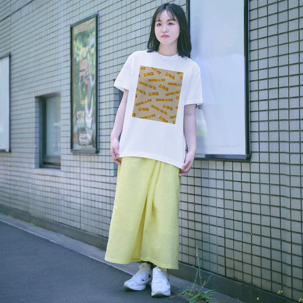 CHILLPOTATOのBISCUITシリーズ Regular Fit T-Shirt