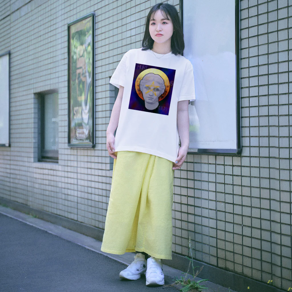 WhoAreYukoの傷つけるヴィーナス Regular Fit T-Shirt
