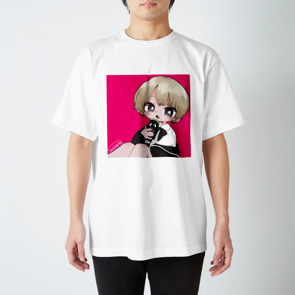 天使の輪のクラブにいる女 Regular Fit T-Shirt