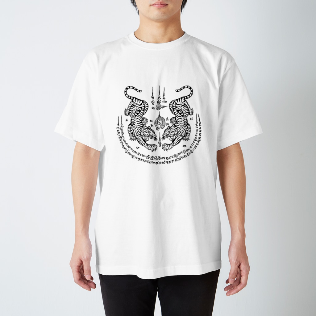 puikkoのサクヤン（タイ伝統の刺青）　ヤント・スア・クー Regular Fit T-Shirt