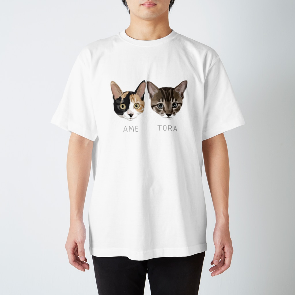 みきぞーん　【保護猫ミッキーとお友だち】のame & tora Regular Fit T-Shirt