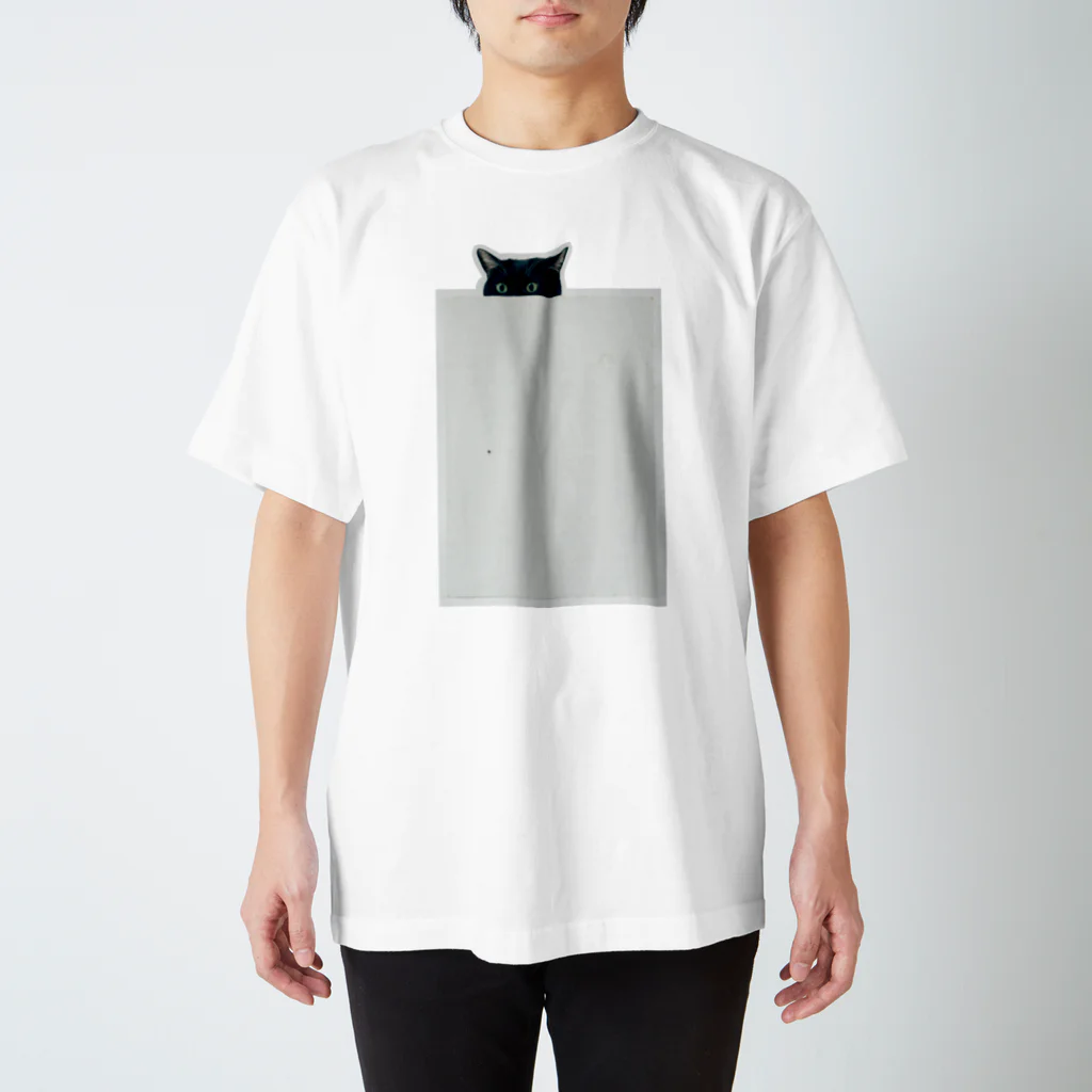 NEKOTORU（ねことる）のちょっとだけ猫 Regular Fit T-Shirt