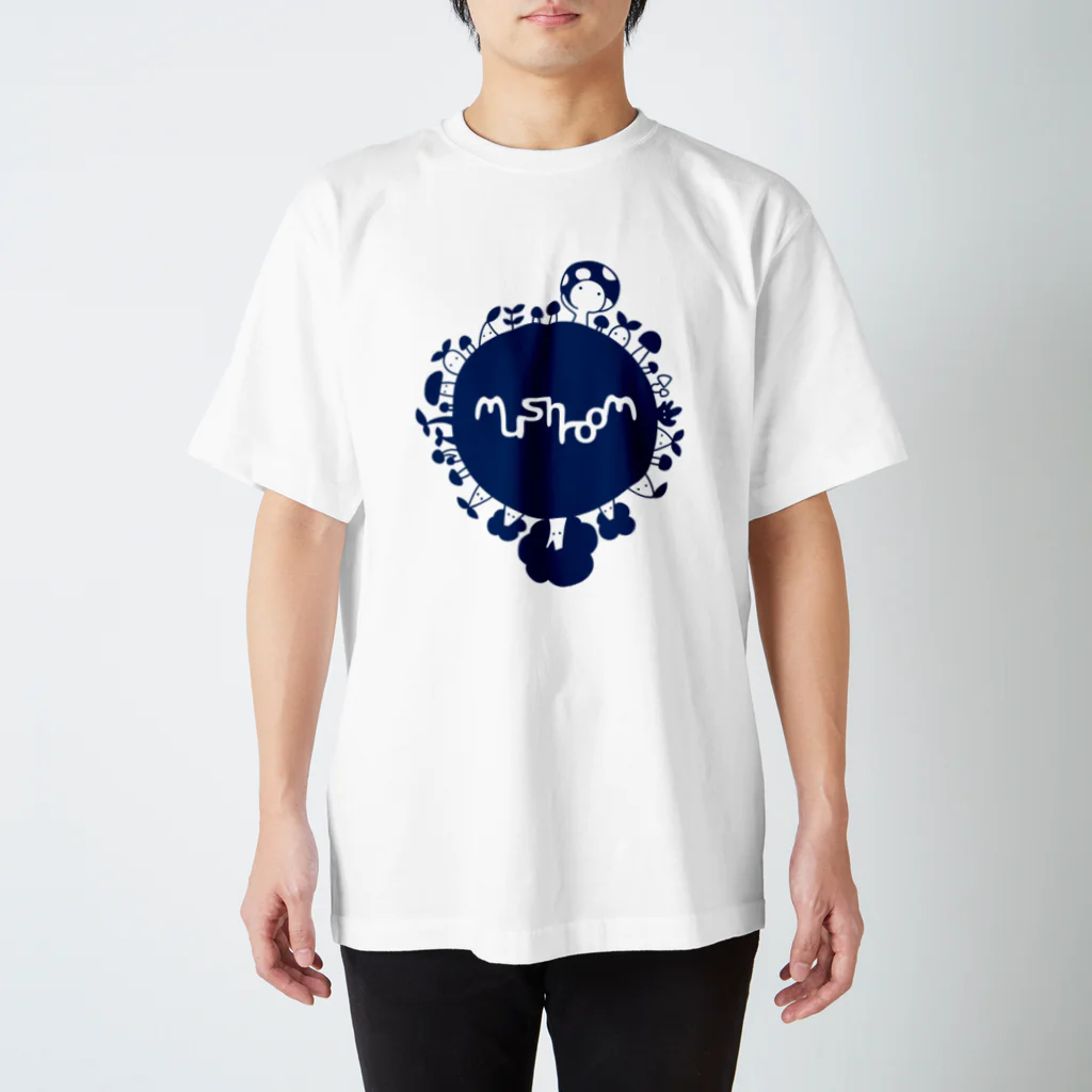 mushroomのきのこと地球 Regular Fit T-Shirt