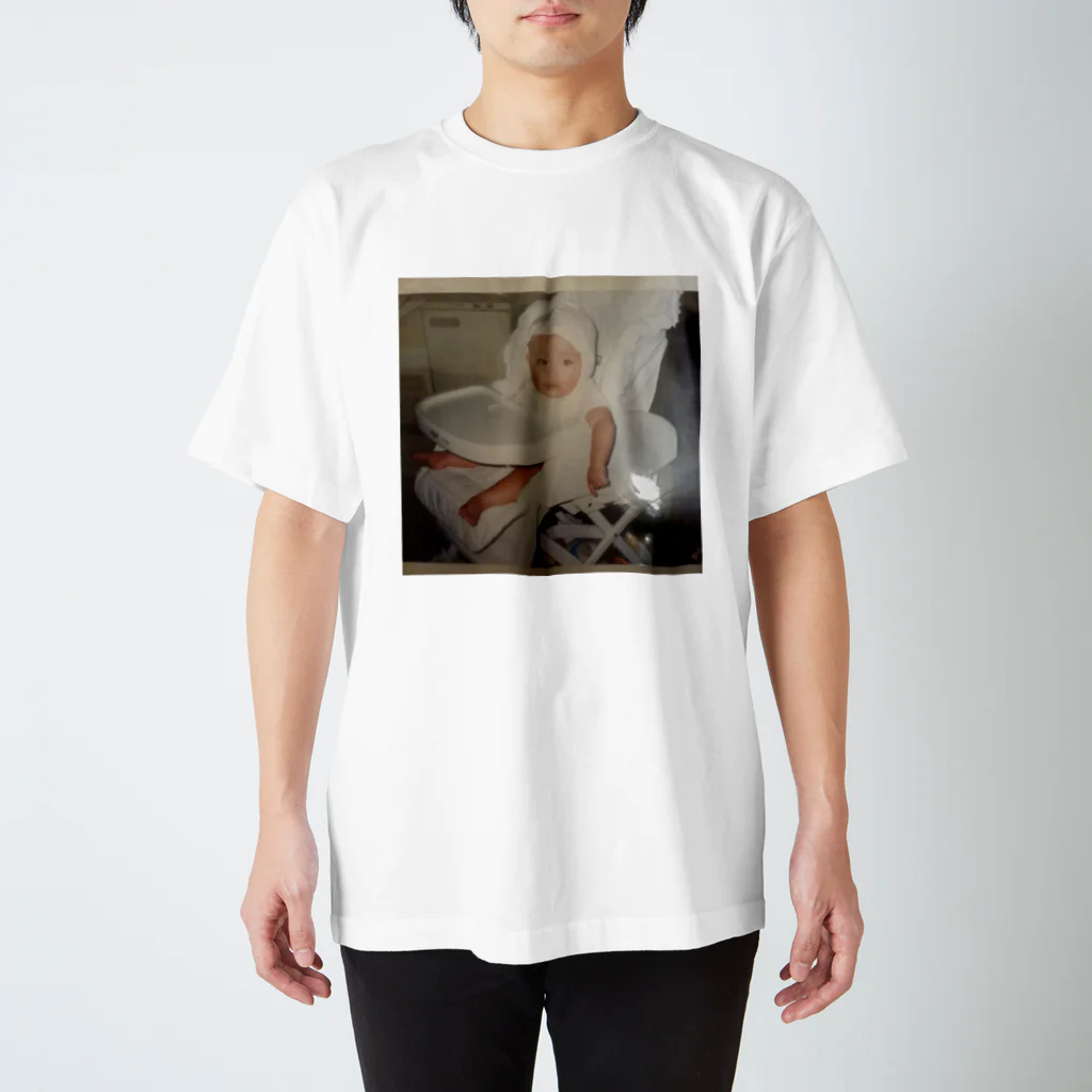 sisuの子供の頃の写真 Regular Fit T-Shirt