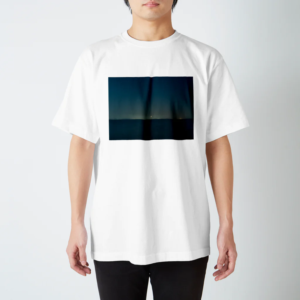 Osashimi’s Photo productのcrescent 三日月 Regular Fit T-Shirt