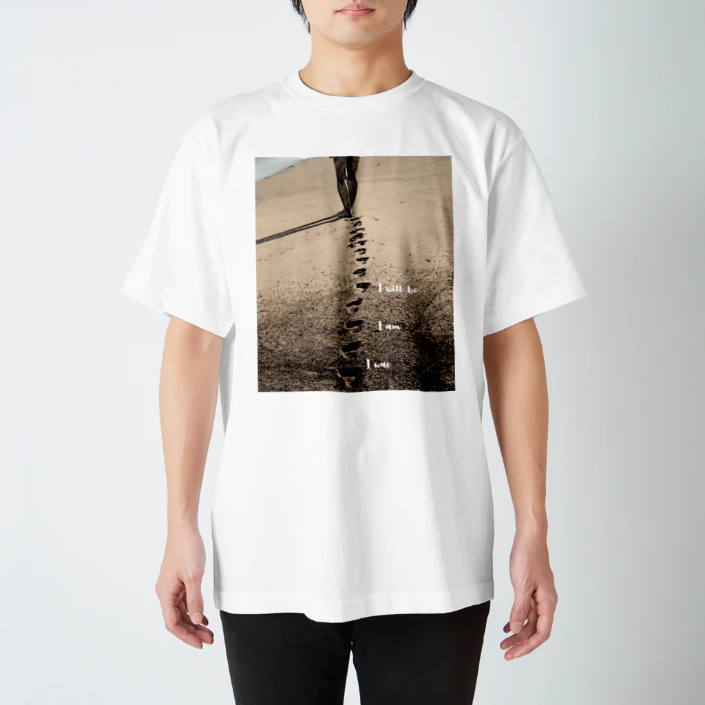 aoi.aoの砂浜の上の足跡 - I was, I am, I will be Regular Fit T-Shirt