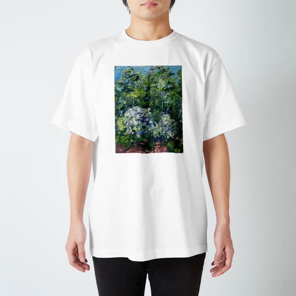 おおばさくらのgoods shopの晴天と紫陽花 スタンダードTシャツ