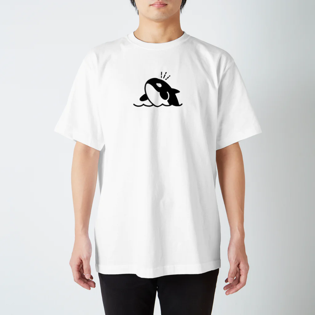 みつばちデザインのまるいシャチさん Regular Fit T-Shirt