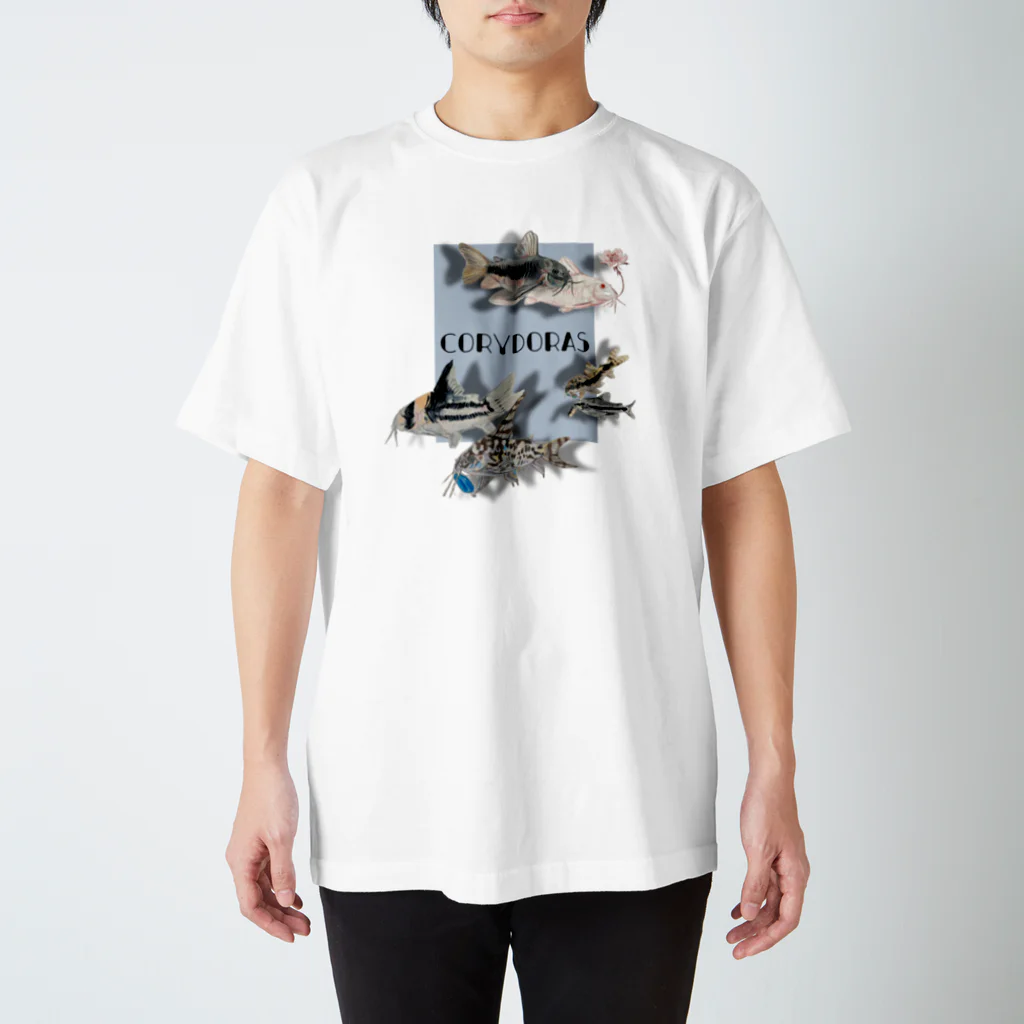 トラのコリドラス Regular Fit T-Shirt