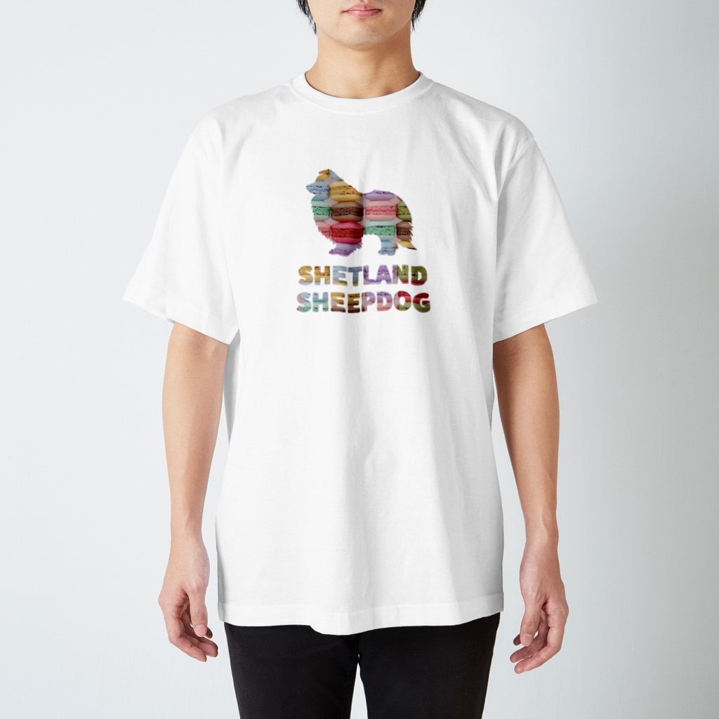 onehappinessのシェルティ　マカロン Regular Fit T-Shirt