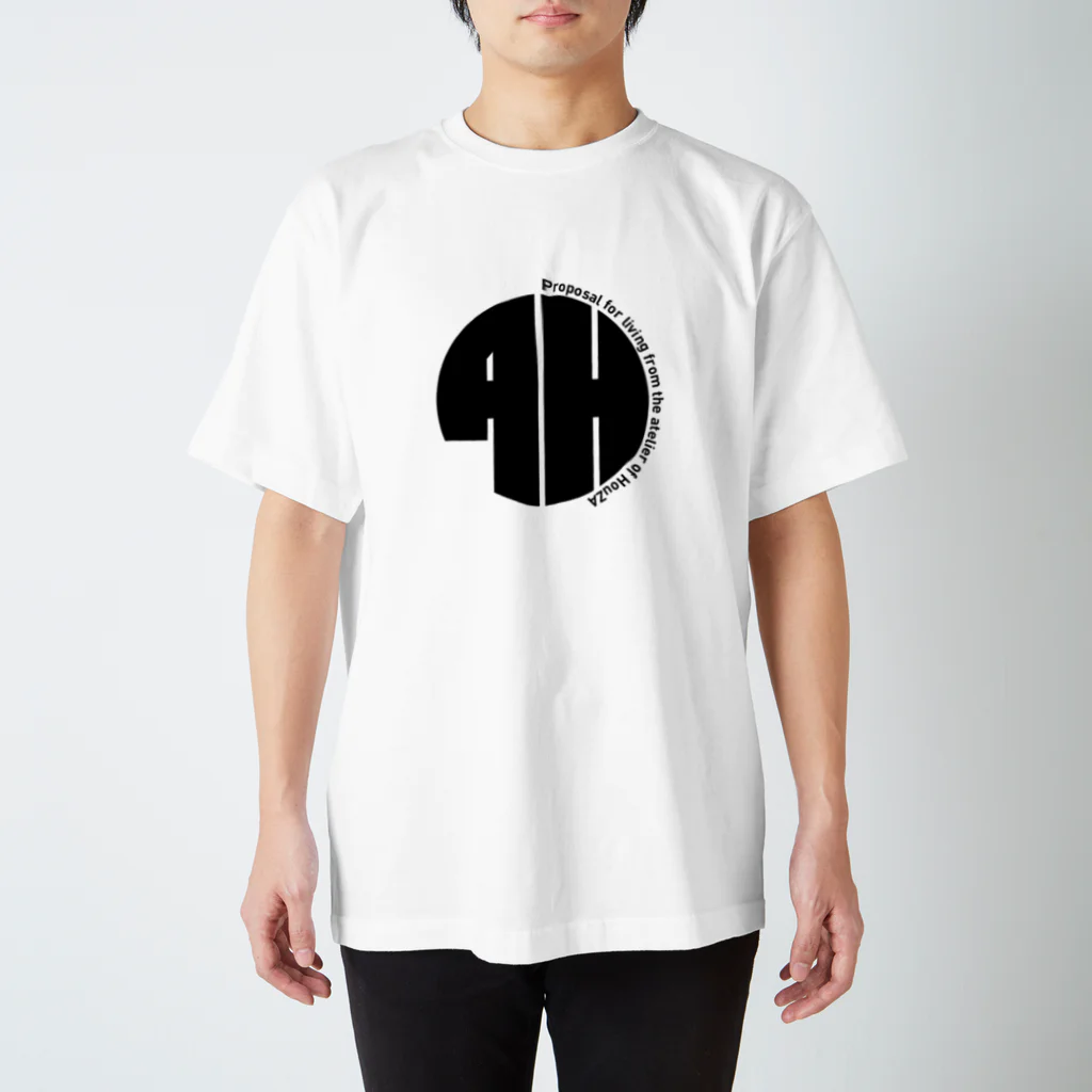 ATELIER-H   -HouZA official Goods Station-のAH丸太アイコン　クロ Regular Fit T-Shirt