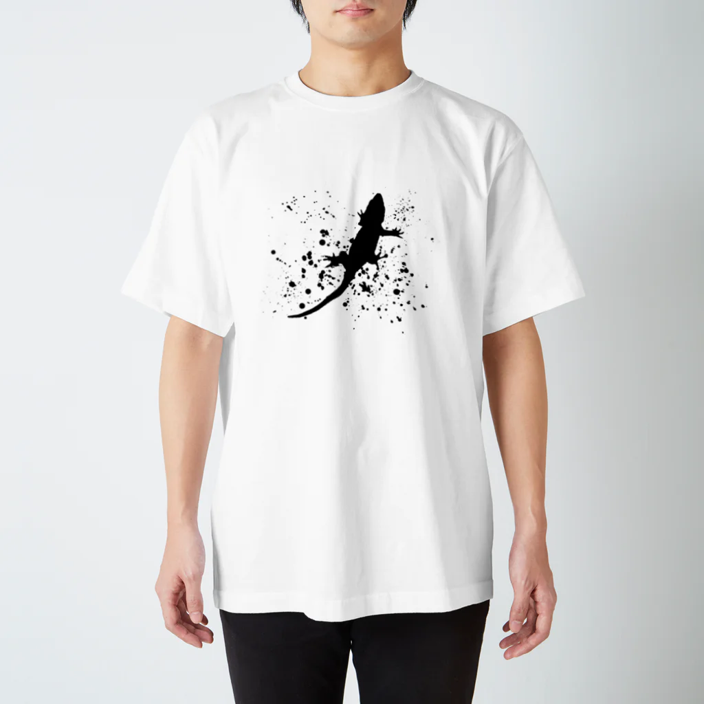 MadRabbit-まどらび-のヤモリのシルエット黒splash Regular Fit T-Shirt