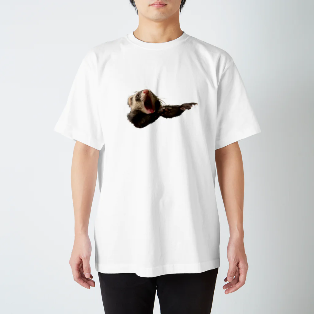 りんたショップのフェレットのフラダンス飽きちゃったりんたくん Regular Fit T-Shirt