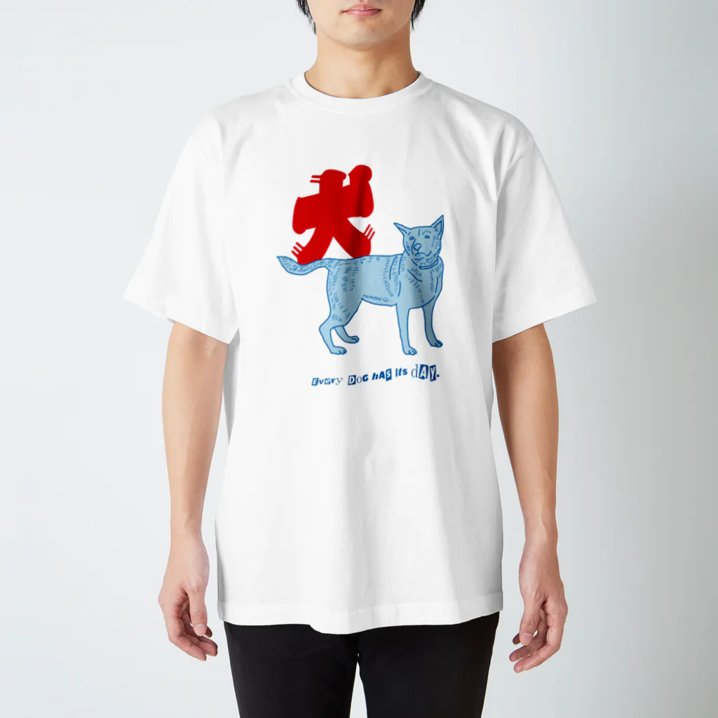 LONESOME TYPE ススの犬（清涼） Regular Fit T-Shirt