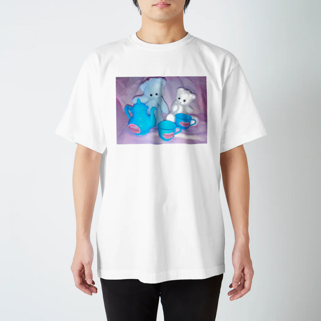 くまきちショップやさんのエレガントティータイム Regular Fit T-Shirt