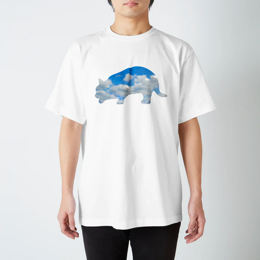 レイにーの忍び歩きシルエット猫ー青空 Regular Fit T-Shirt