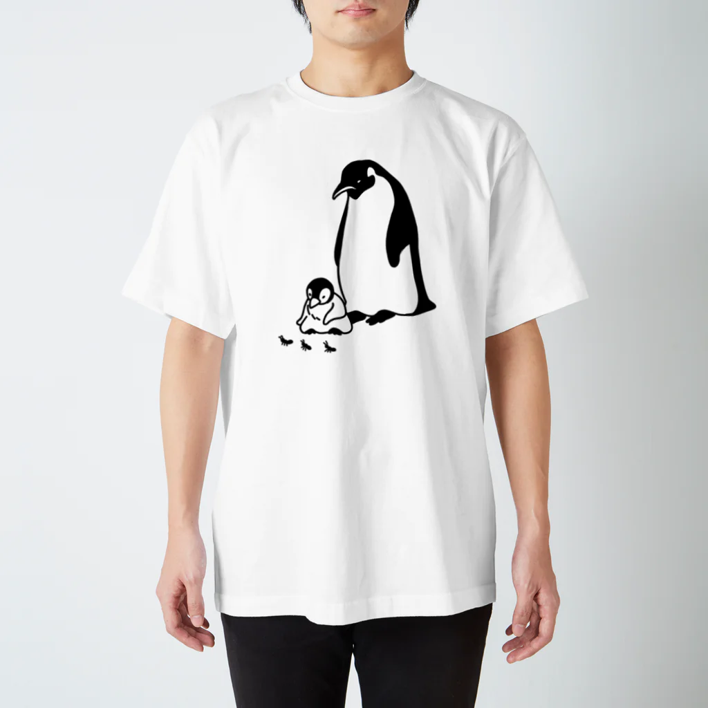 ichomaeのアリを見つけたペンギン スタンダードTシャツ