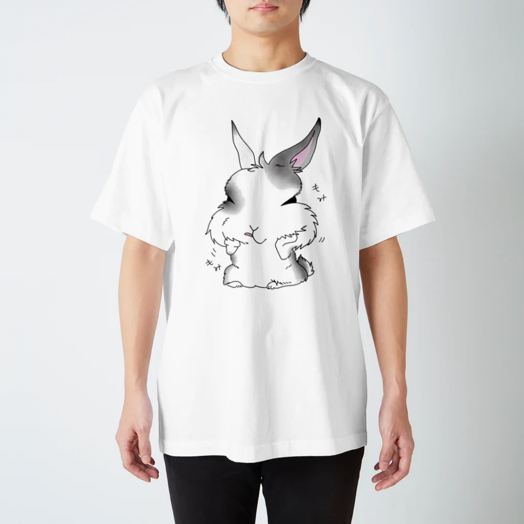 A-Katzelの顔の歪みが気になるウサギ Regular Fit T-Shirt