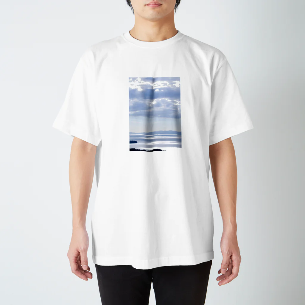 虚空の蔵雑貨店のblue world２ Regular Fit T-Shirt