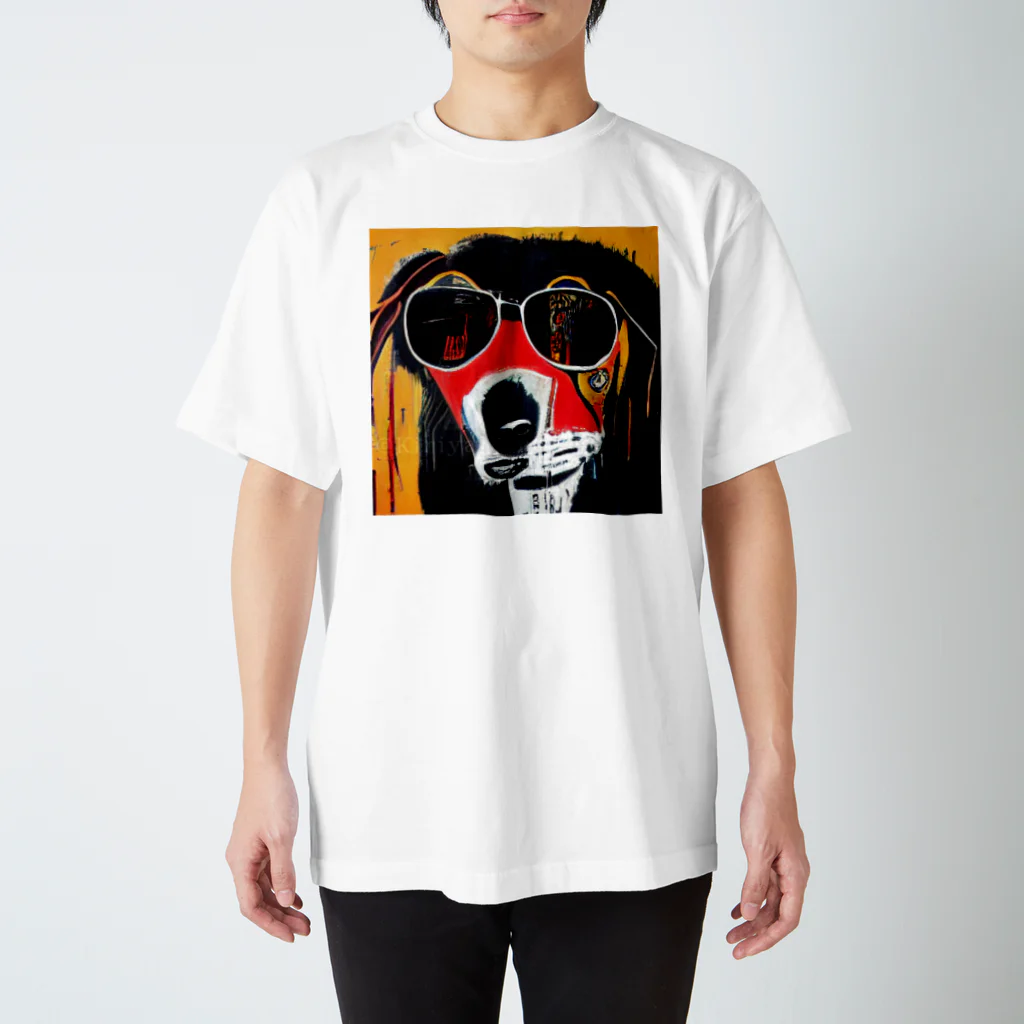 KiriyaMartのバスキア画風サングラス犬 Regular Fit T-Shirt