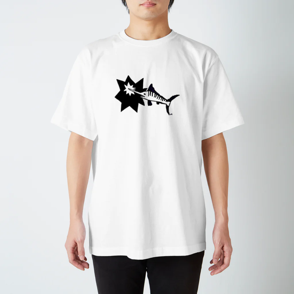 カクレガのカジキくん激突 スタンダードTシャツ