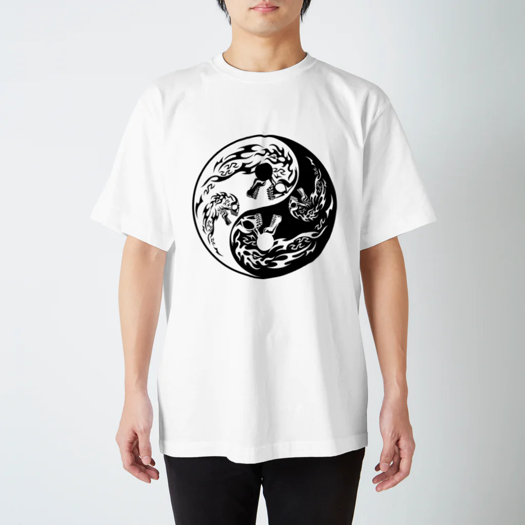 Ａ’ｚｗｏｒｋＳの陰陽二連髑髏 反転（オリジナル家紋シリーズ） Regular Fit T-Shirt