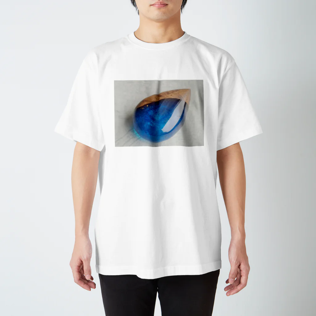 m32 designの青色ウッドレジン Regular Fit T-Shirt