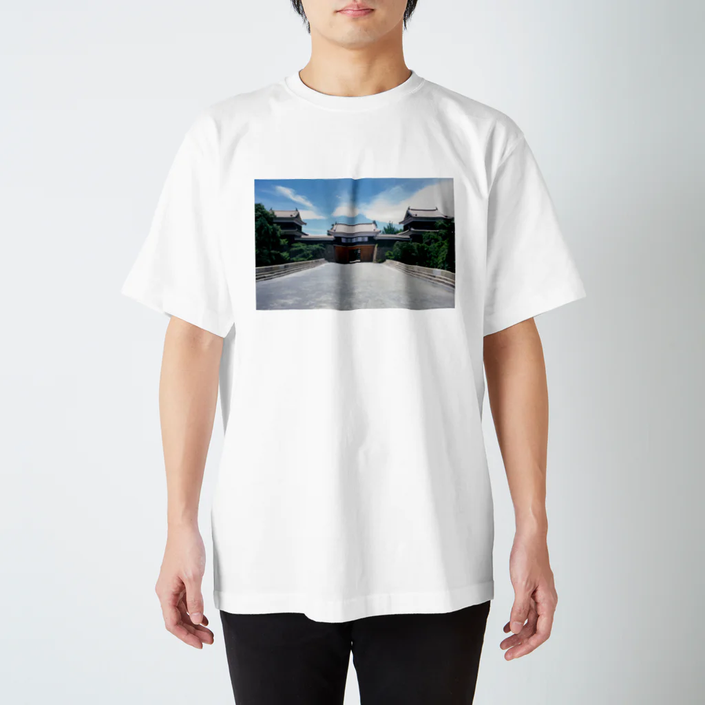 六文銭の上田城正面 Regular Fit T-Shirt