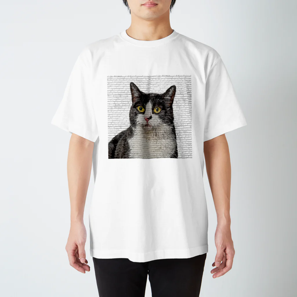 【CPPAS】Custom Pet Portrait Art Studioのとても愛らしいブリティッシュロングヘアの子猫 Regular Fit T-Shirt