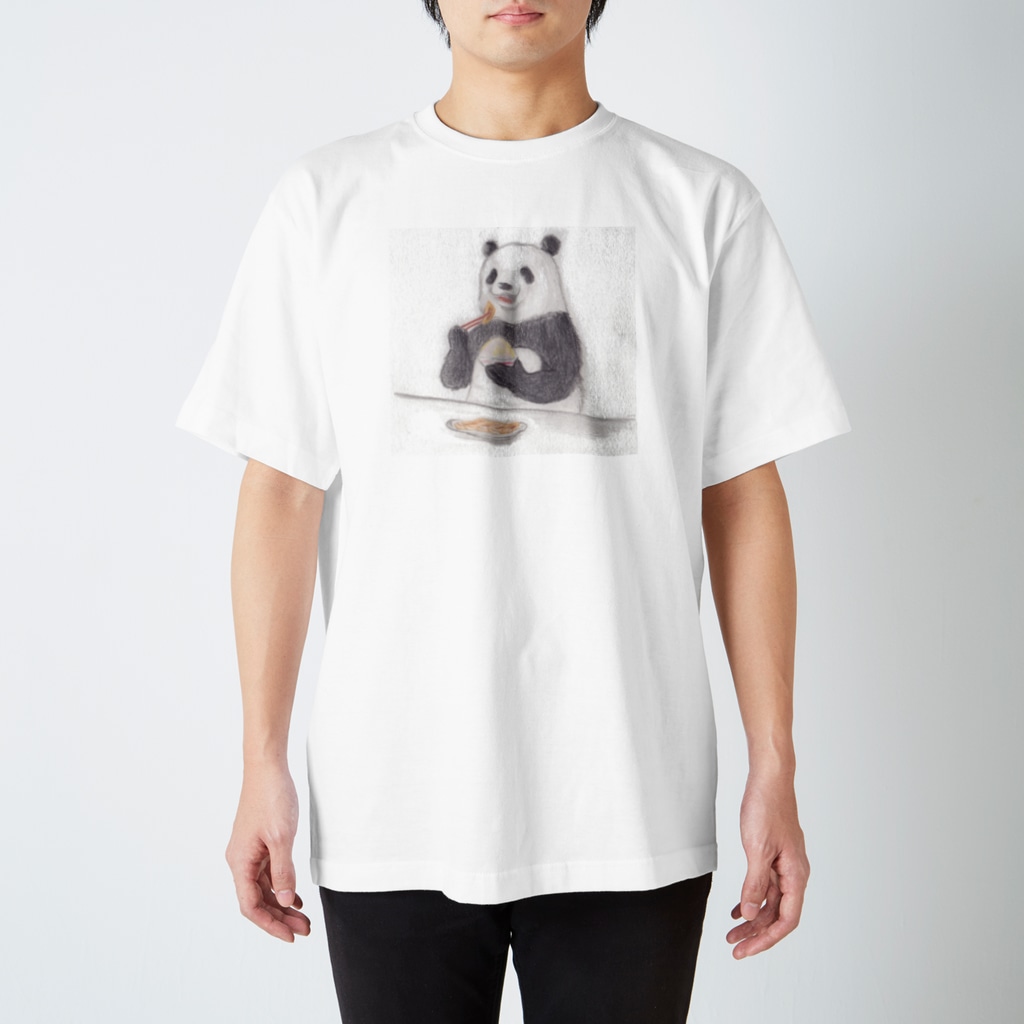 PANDA Mの餃子パンダ Regular Fit T-Shirt