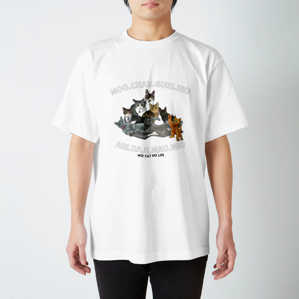 猫のイラスト屋さんのmoo&chah&guri&ari&iru&ari&raji&mau&nio Regular Fit T-Shirt