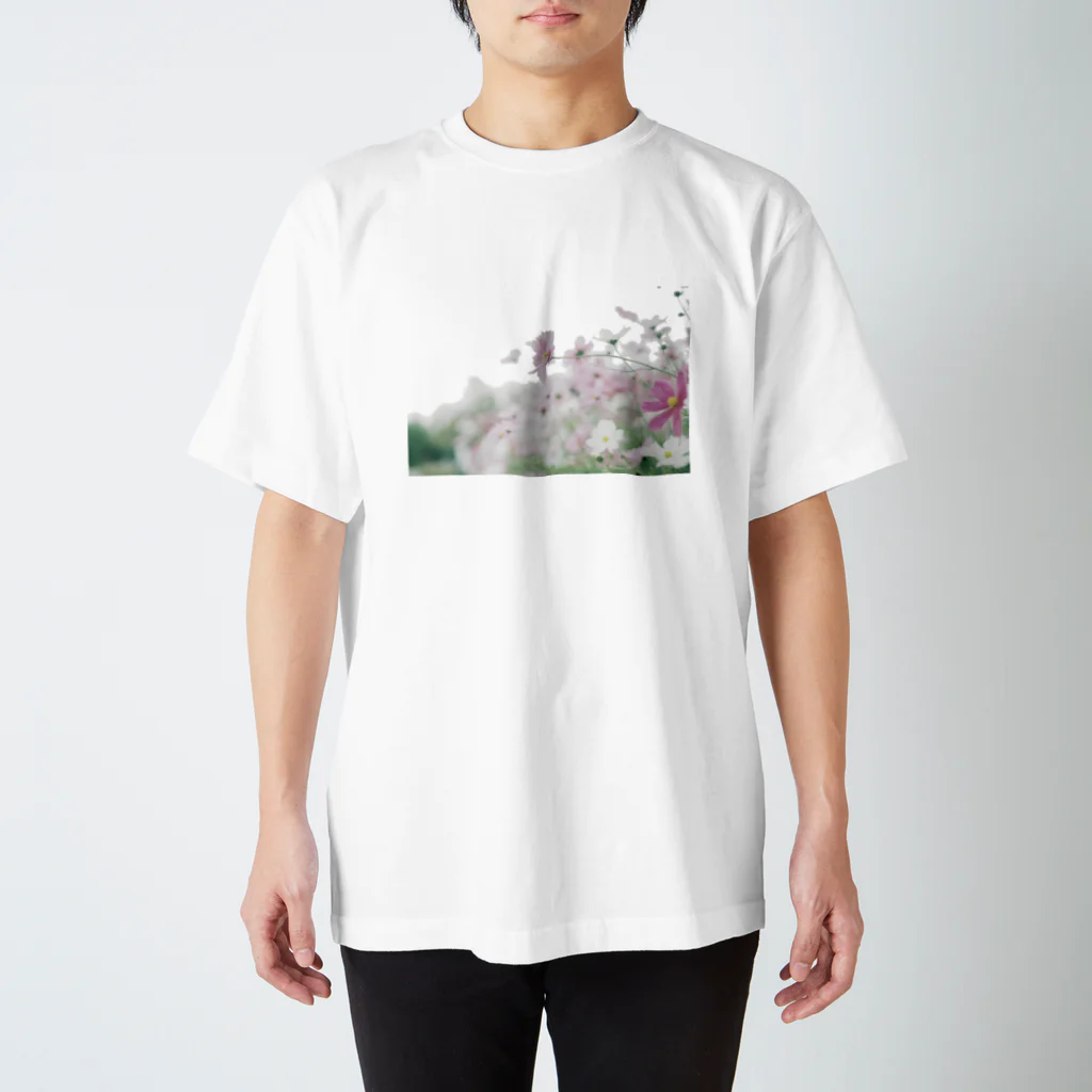 eritonunoの秋桜 Regular Fit T-Shirt