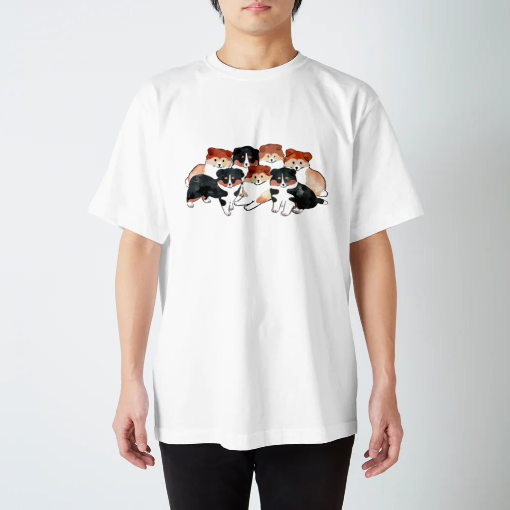 ずっこ（zucco.)のシェルティ子犬大集合 スタンダードTシャツ