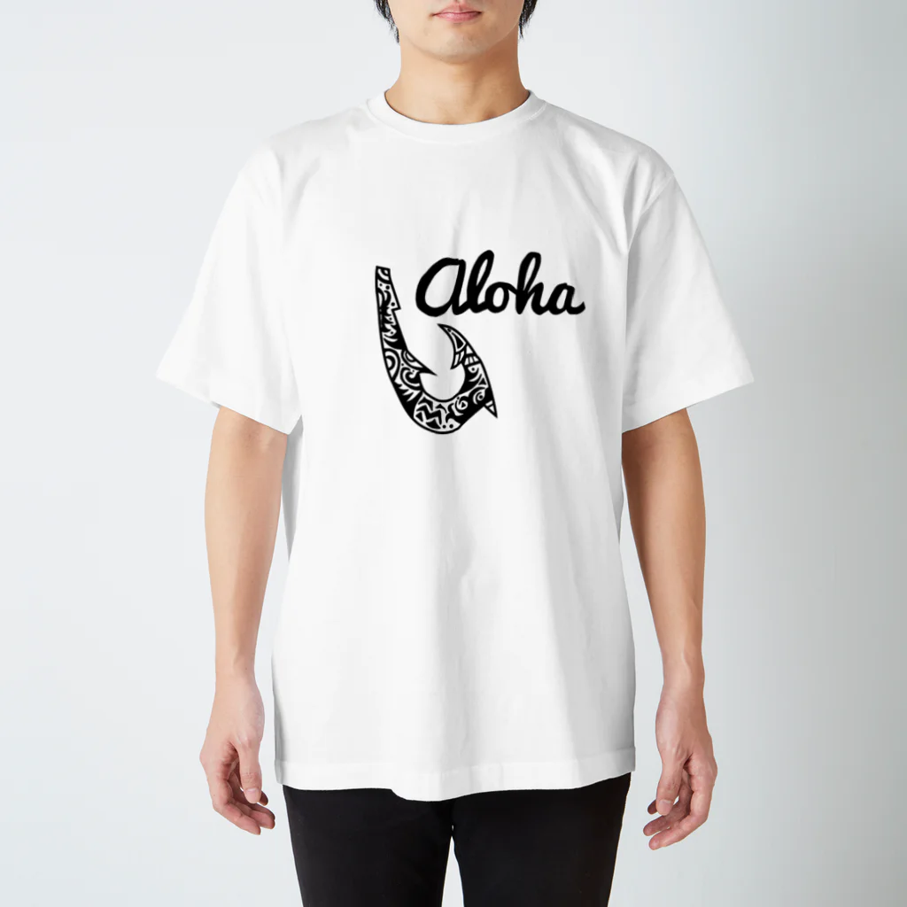 alohacanaのHawaiian Fish Hook Regular Fit T-Shirt