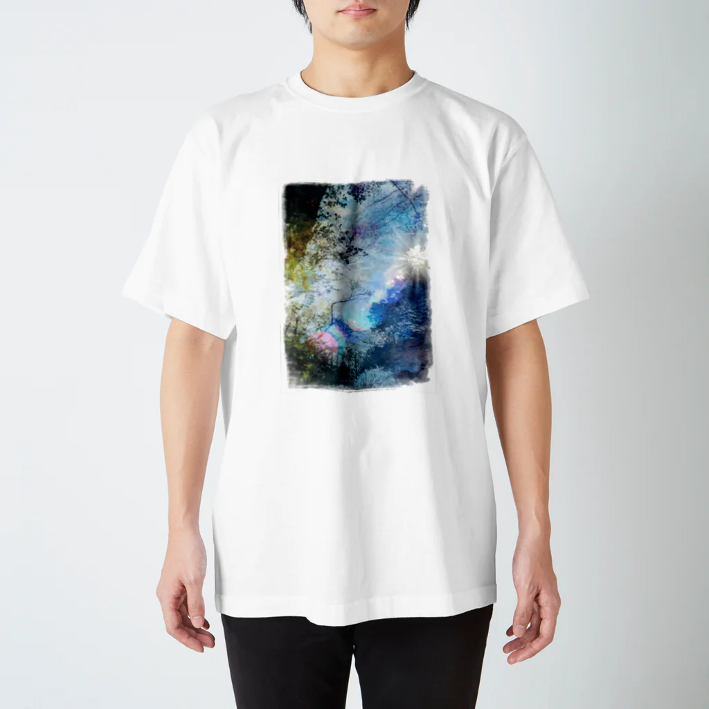 KIRARI-2´sのイリュージョン(type1b) Regular Fit T-Shirt