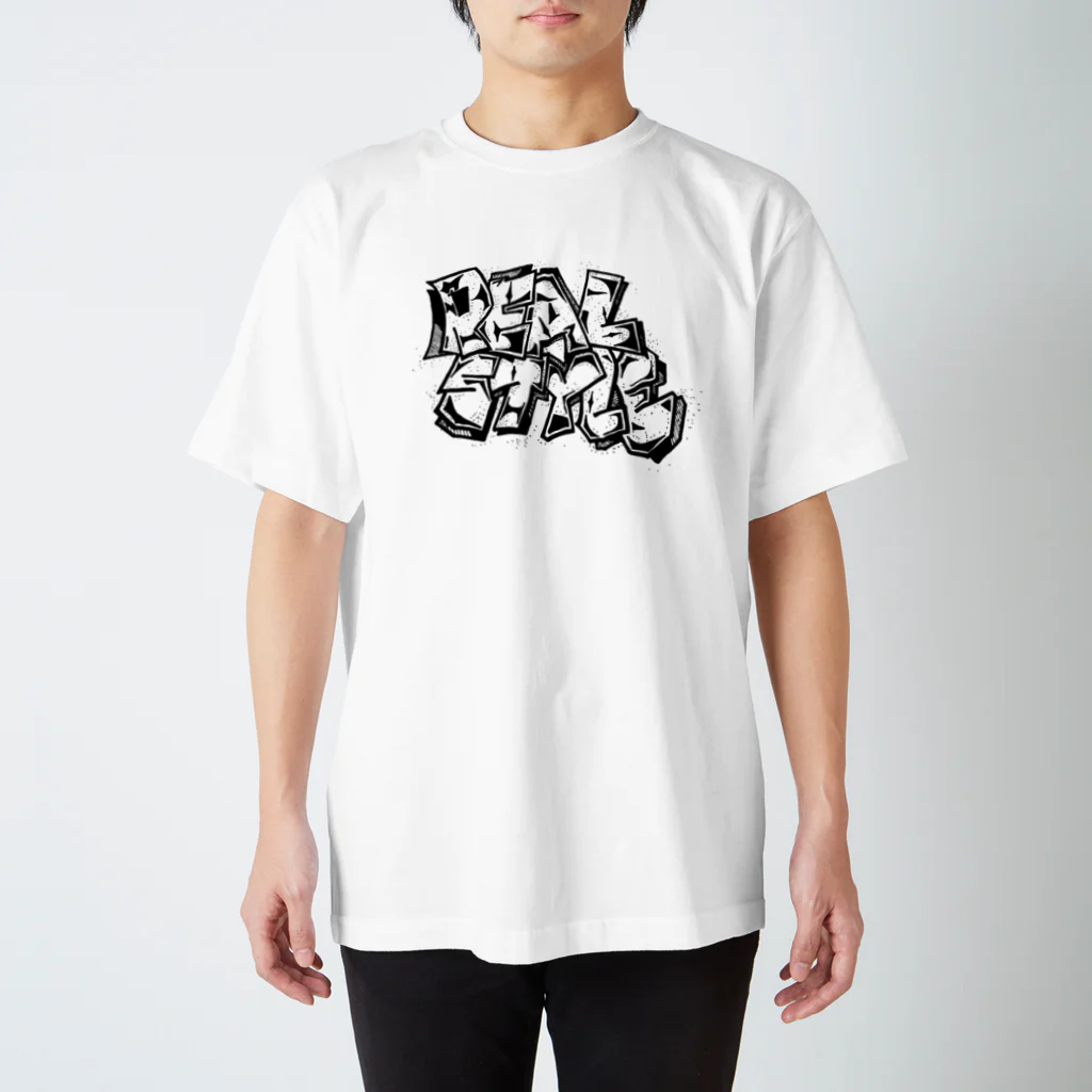 KKRのREALSTYLE 黒文字 Regular Fit T-Shirt