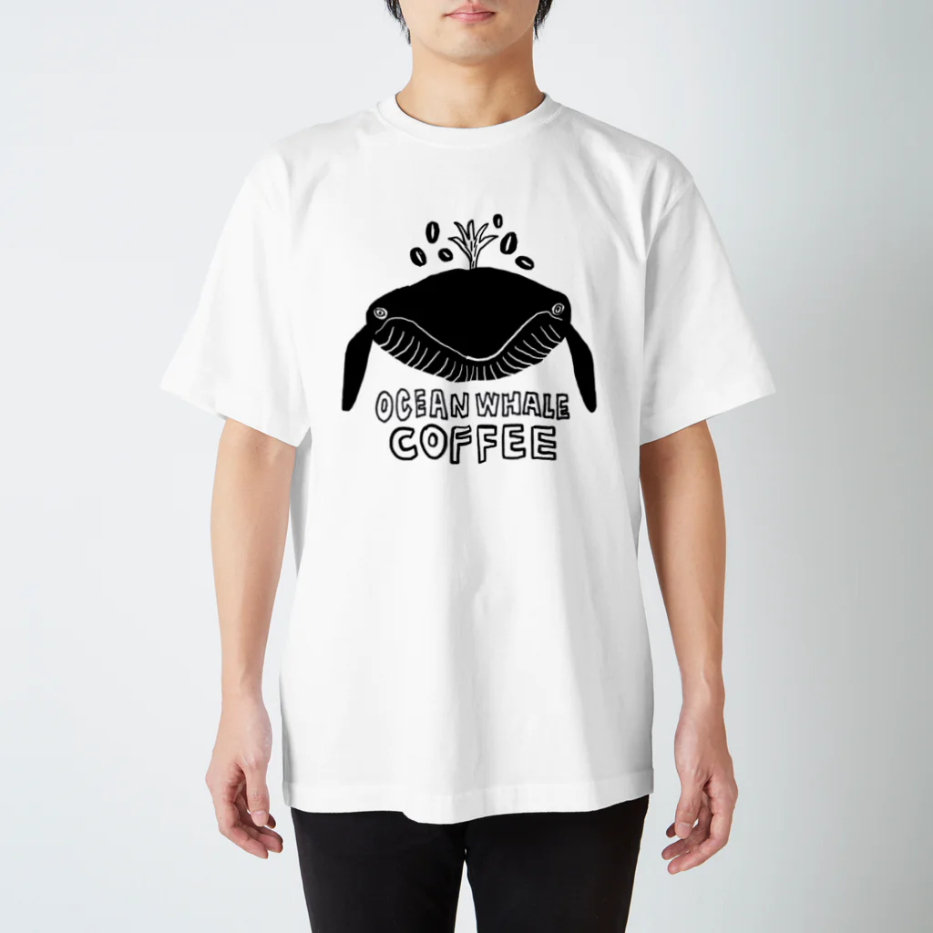 gogocats-shopのオーシャンホエールコーヒ Regular Fit T-Shirt