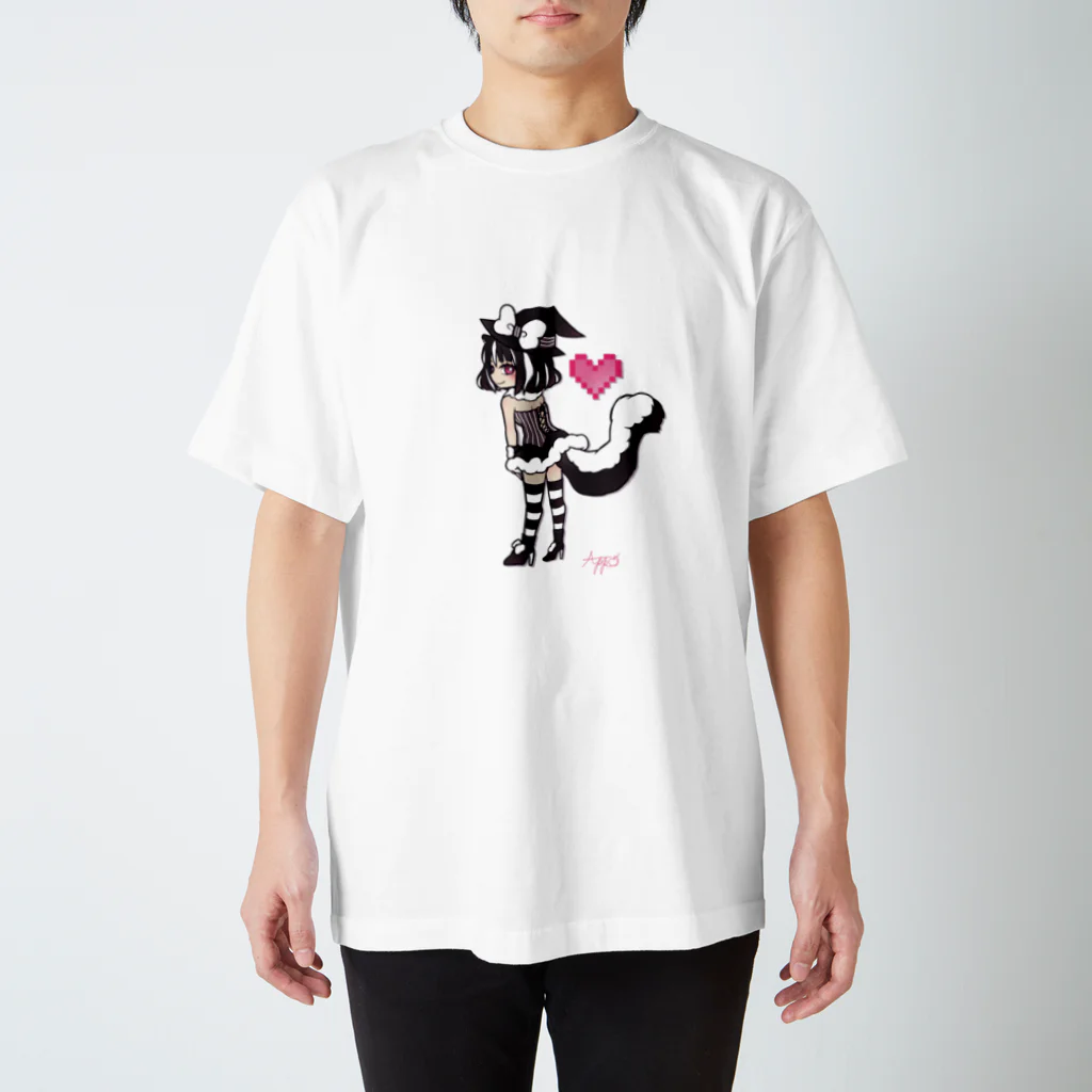 アップルのスカンクハート Regular Fit T-Shirt