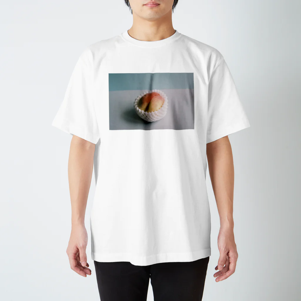 ubatamanoyumeのPeach Regular Fit T-Shirt