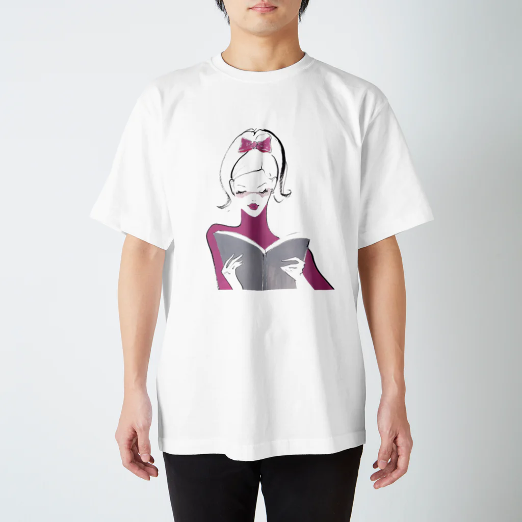 Jojo Yan | A Fashion Illustratorのreading Regular Fit T-Shirt