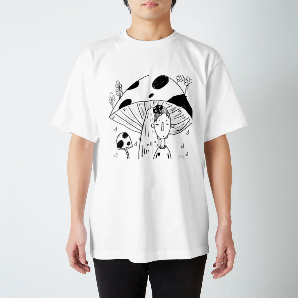 きのこのきのこ少女 Regular Fit T-Shirt