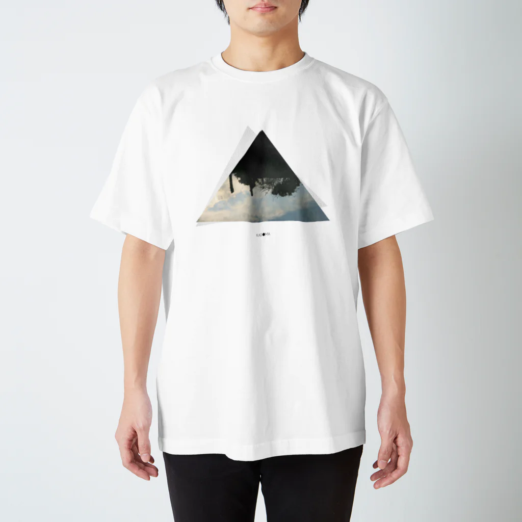 uwazumiのKADOMA Regular Fit T-Shirt